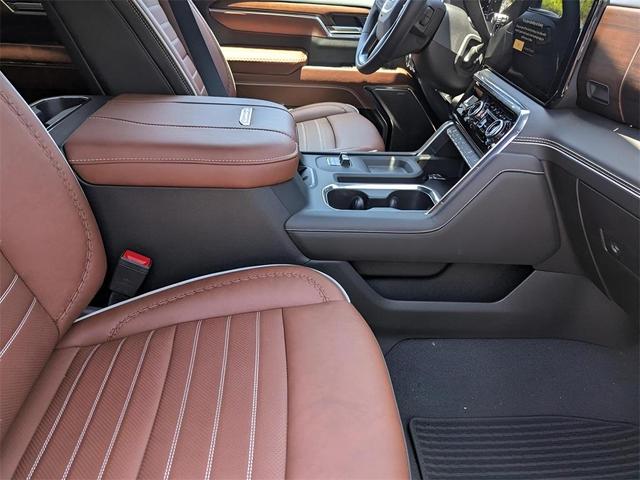 Photo of 2025 Onyx Black GMC Sierra 2500