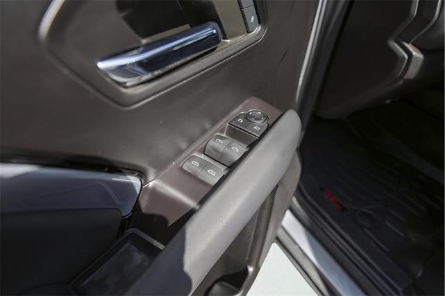 Photo of 2024 Sterling Gray Metallic Chevrolet Colorado