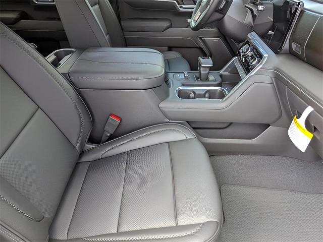 Photo of 2025 Onyx Black GMC Sierra 1500