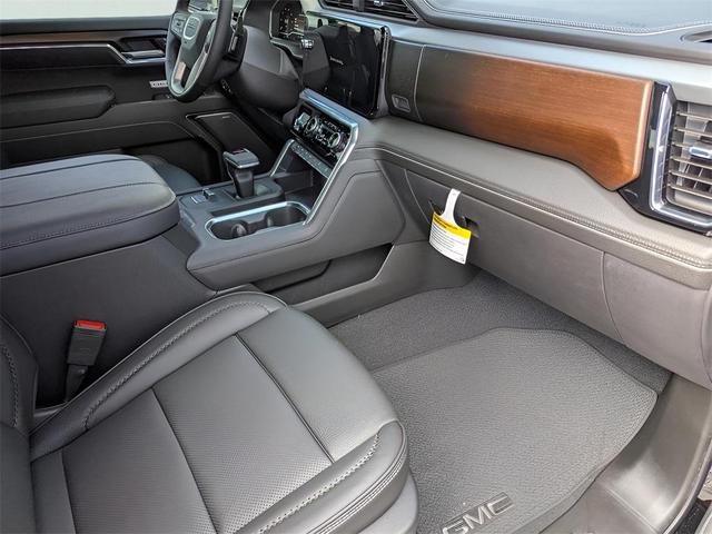 Photo of 2025 Onyx Black GMC Sierra 1500