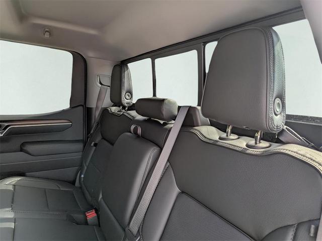 Photo of 2025 Onyx Black GMC Sierra 1500