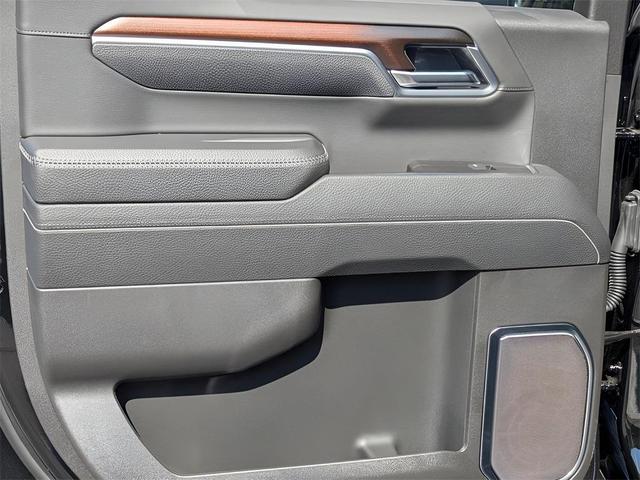Photo of 2026 Onyx Black GMC Sierra 1500