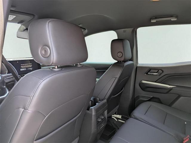 Photo of 2025 Summit White GMC Canyon