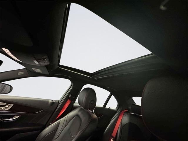 Photo of 2020 Polar White Mercedes-Benz AMG C 43
