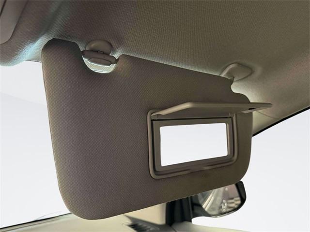 Photo of 2014 Magnetic Gray Nissan Sentra