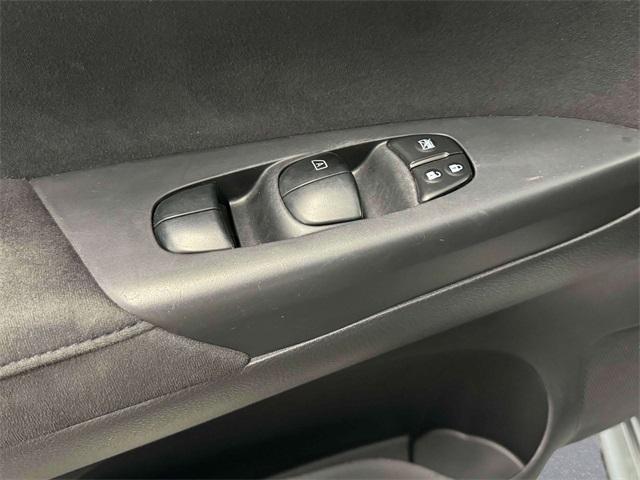Photo of 2014 Magnetic Gray Nissan Sentra