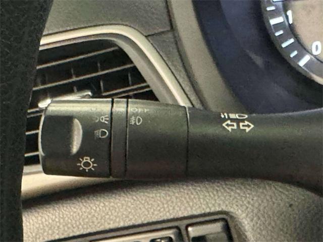 Photo of 2014 Magnetic Gray Nissan Sentra
