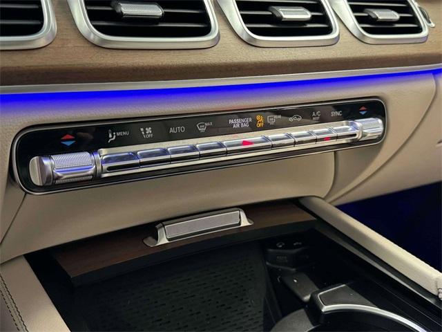 Photo of 2023 Polar White Mercedes-Benz GLS 450