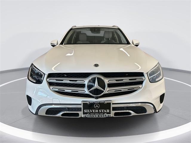 Photo of 2022 Polar White Mercedes-Benz GLC 300