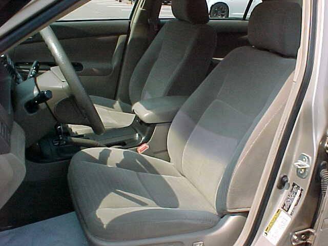 Photo of 2006 Champagne Toyota Camry
