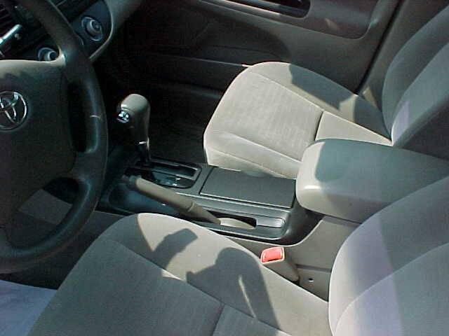 Photo of 2006 Champagne Toyota Camry
