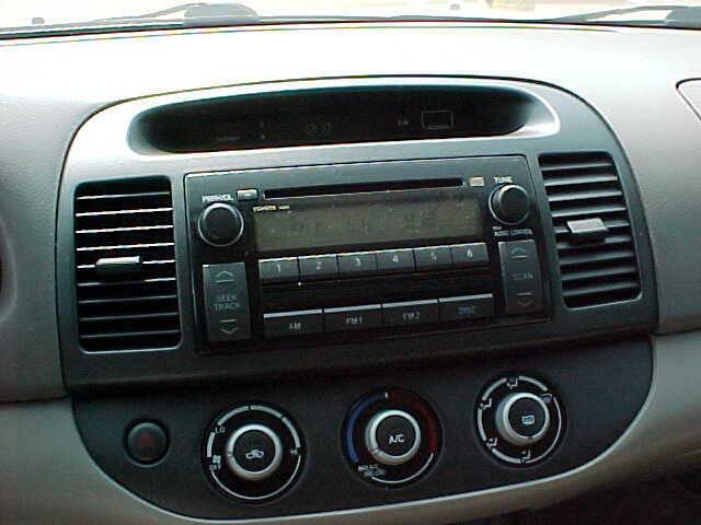 Photo of 2006 Champagne Toyota Camry
