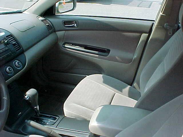 Photo of 2006 Champagne Toyota Camry