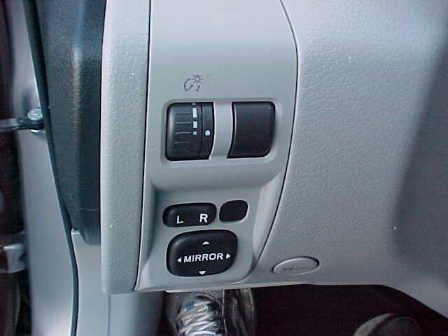 Photo of 2011 Gray Subaru Forester
