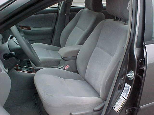 Photo of 2006 Pewter Toyota Corolla