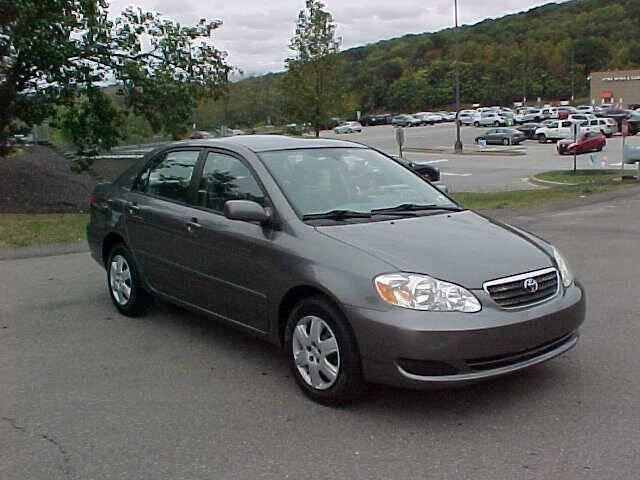 Photo of 2006 Pewter Toyota Corolla