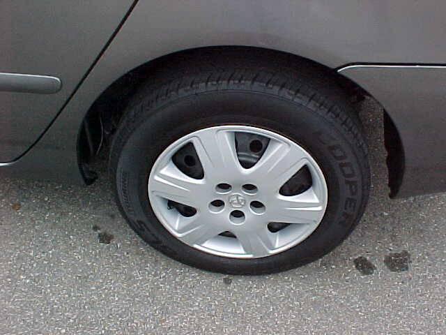 Photo of 2006 Pewter Toyota Corolla
