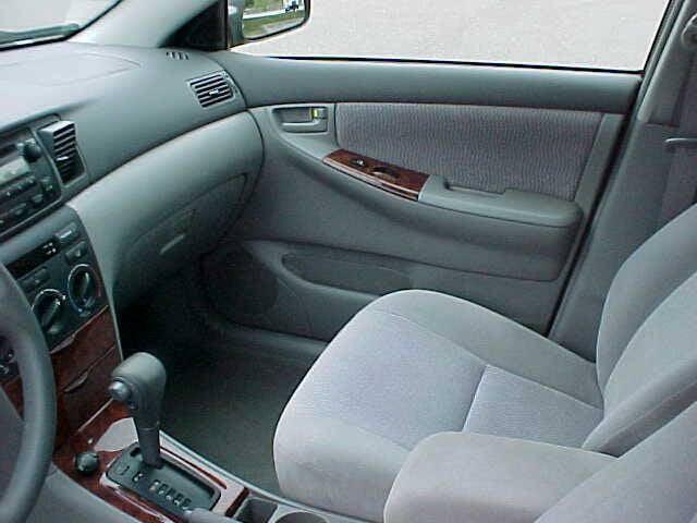 Photo of 2006 Pewter Toyota Corolla