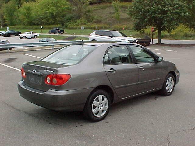 Photo of 2006 Pewter Toyota Corolla