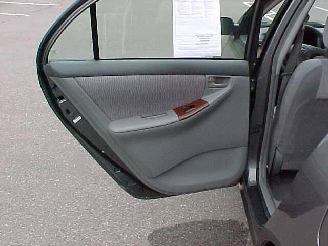 Photo of 2006 Pewter Toyota Corolla