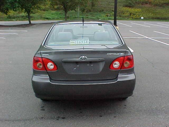Photo of 2006 Pewter Toyota Corolla