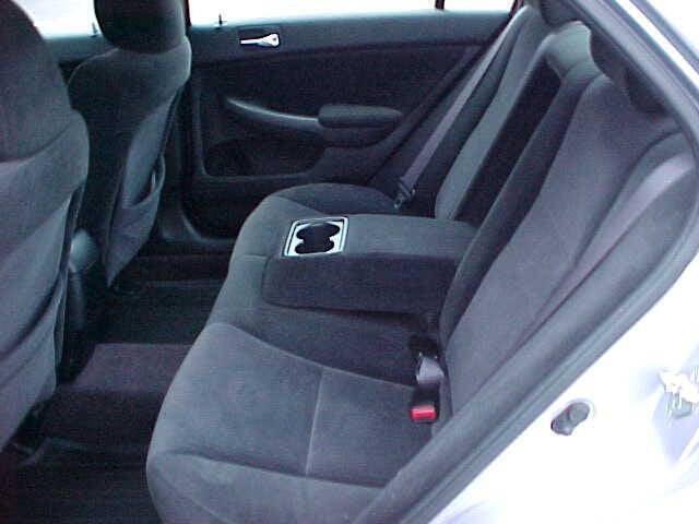 Photo of 2004 Silver Honda Accord