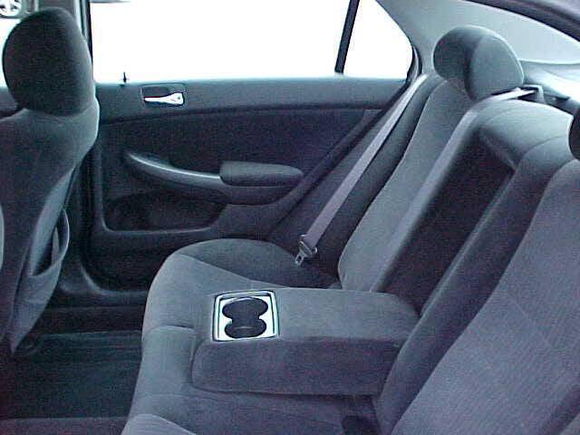Photo of 2004 Silver Honda Accord