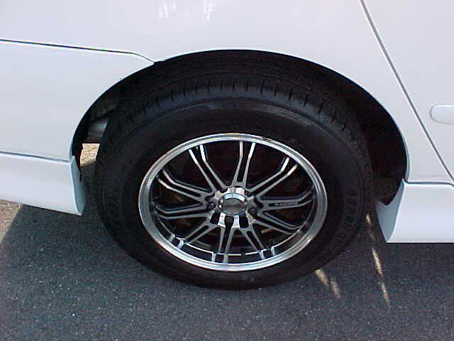 Photo of 2007 White Toyota Corolla