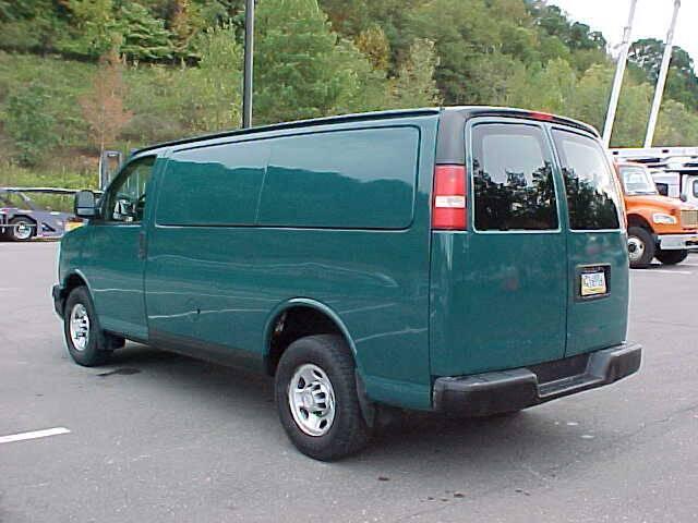 Photo of 2011 Green Chevrolet Express 3500