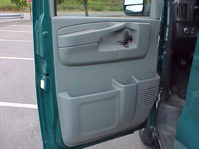 Photo of 2011 Green Chevrolet Express 3500
