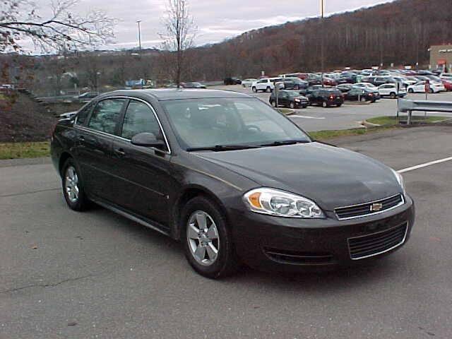 Photo of 2009 Charcoal Chevrolet Impala