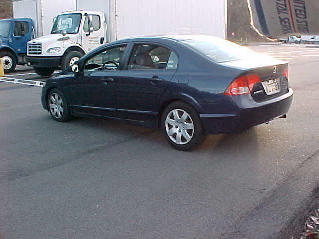 Photo of 2007 Blue Honda Civic