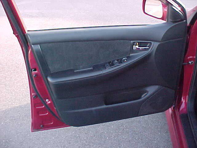 Photo of 2006 Burgundy Toyota Corolla