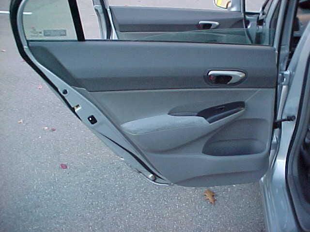 Photo of 2009 Silver Honda Civic