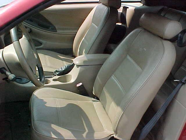Photo of 2004 Burgundy Ford Mustang