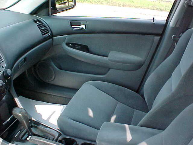 Photo of 2007 Burgundy Honda Accord