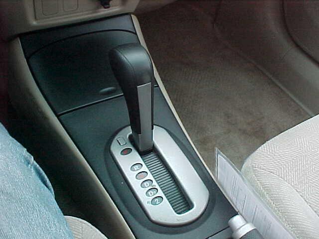 Photo of 2002 Tan Honda Civic