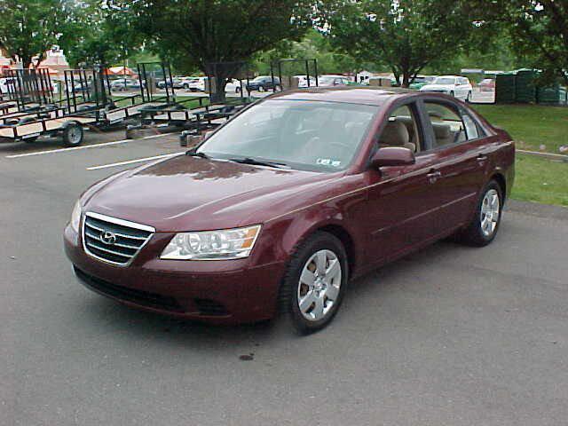 Photo of 2010 Burgundy Hyundai SONATA