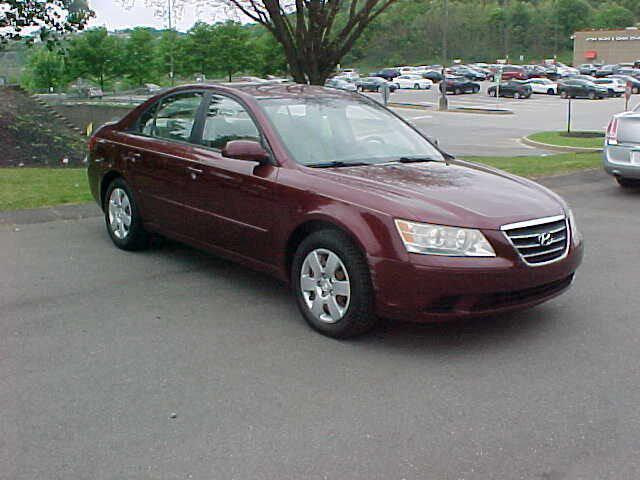 Photo of 2010 Burgundy Hyundai SONATA