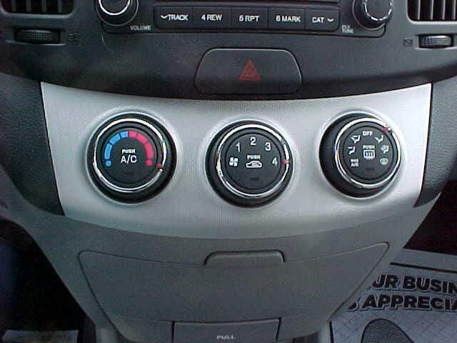 Photo of 2008 Blue Hyundai ELANTRA