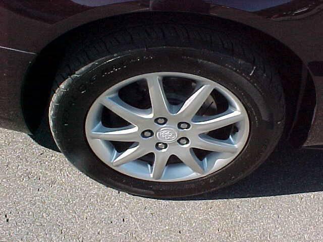 Photo of 2008 Burgundy Buick Lucerne