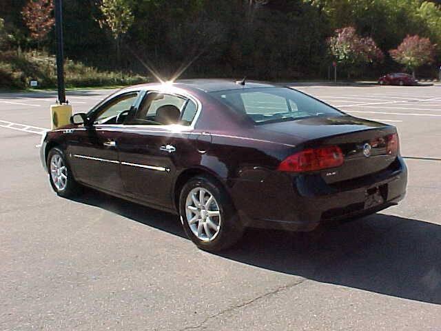 Photo of 2008 Burgundy Buick Lucerne