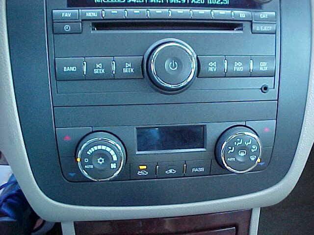 Photo of 2008 Burgundy Buick Lucerne