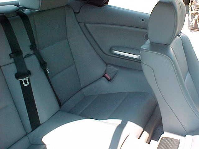 Photo of 2004 Blue BMW 330