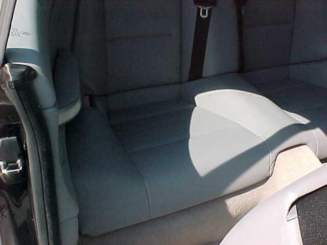 Photo of 2004 Blue BMW 330