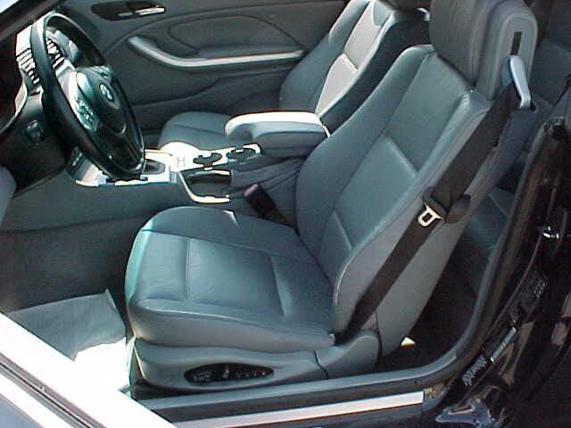 Photo of 2004 Blue BMW 330