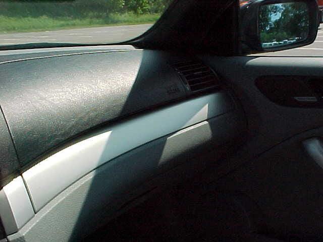 Photo of 2004 Blue BMW 330
