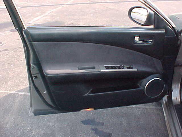 Photo of 2005 Brown Nissan Altima