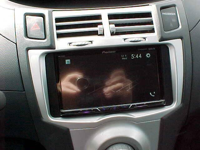 Photo of 2007 Red Toyota Yaris