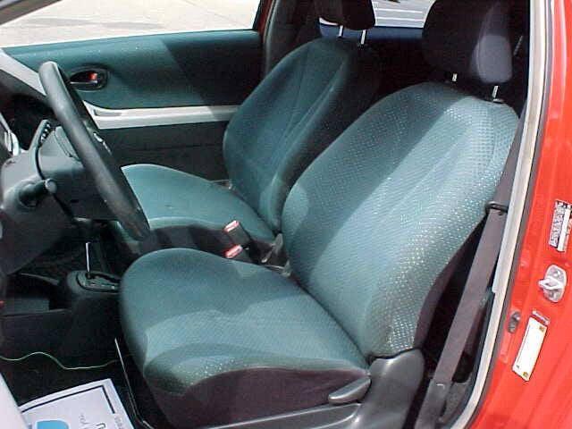 Photo of 2007 Red Toyota Yaris